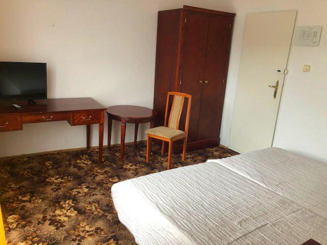 Domy Wczasowe Tryumfy Bed and Breakfast Krynica-Zdrój Esterno foto