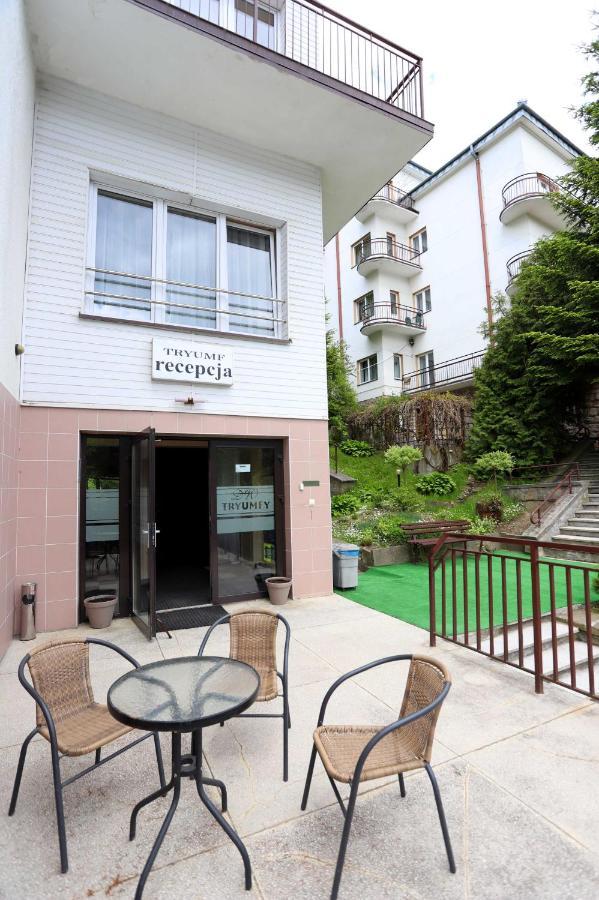 Domy Wczasowe Tryumfy Bed and Breakfast Krynica-Zdrój Esterno foto