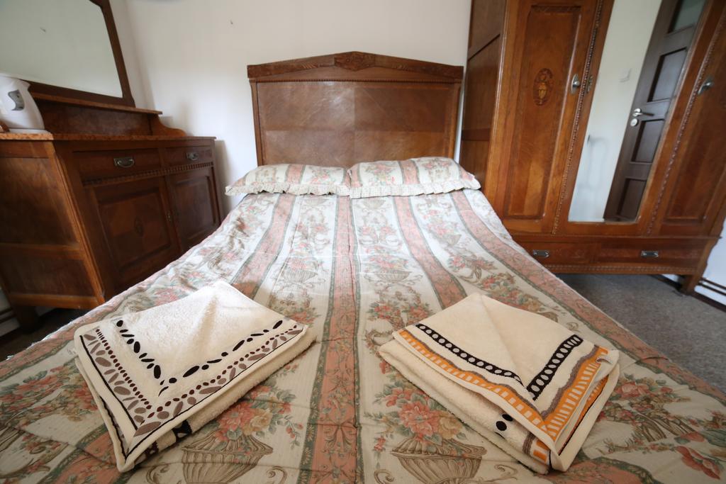 Domy Wczasowe Tryumfy Bed and Breakfast Krynica-Zdrój Camera foto