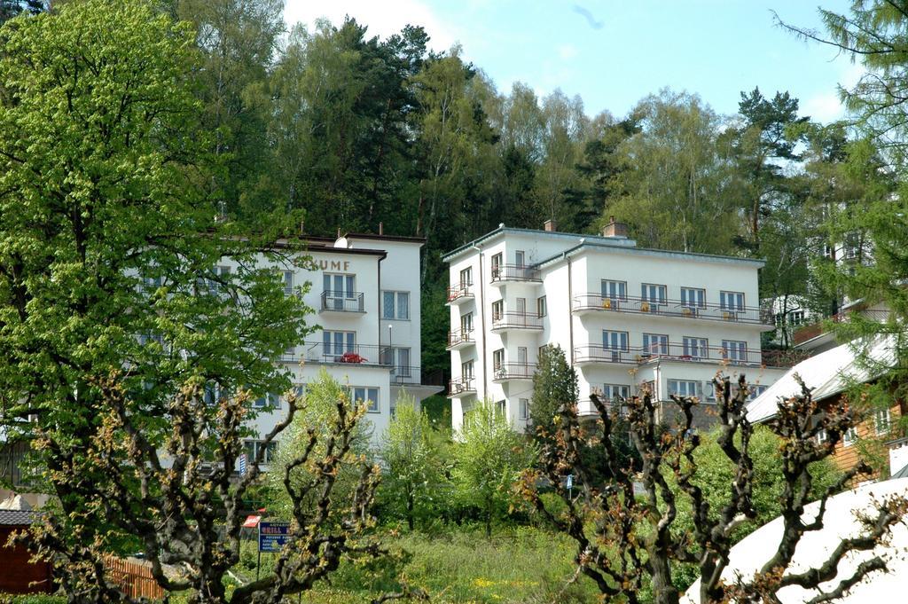 Domy Wczasowe Tryumfy Bed and Breakfast Krynica-Zdrój Esterno foto