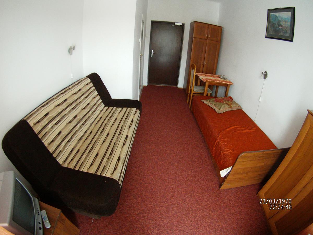 Domy Wczasowe Tryumfy Bed and Breakfast Krynica-Zdrój Esterno foto