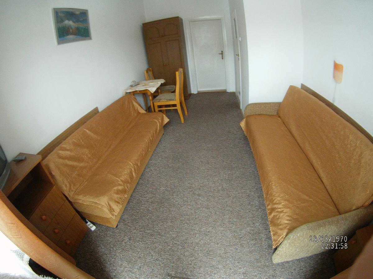 Domy Wczasowe Tryumfy Bed and Breakfast Krynica-Zdrój Esterno foto